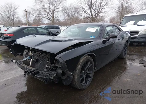 2016 Dodge Challenger Sxt Plus z USA, uszkodzony, nr VIN 2C3CDZAG2GH264235